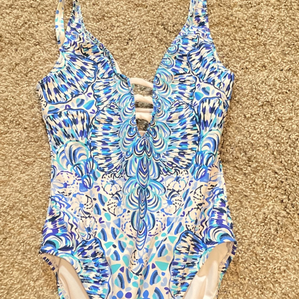 Lilly Pulitzer 1 piece